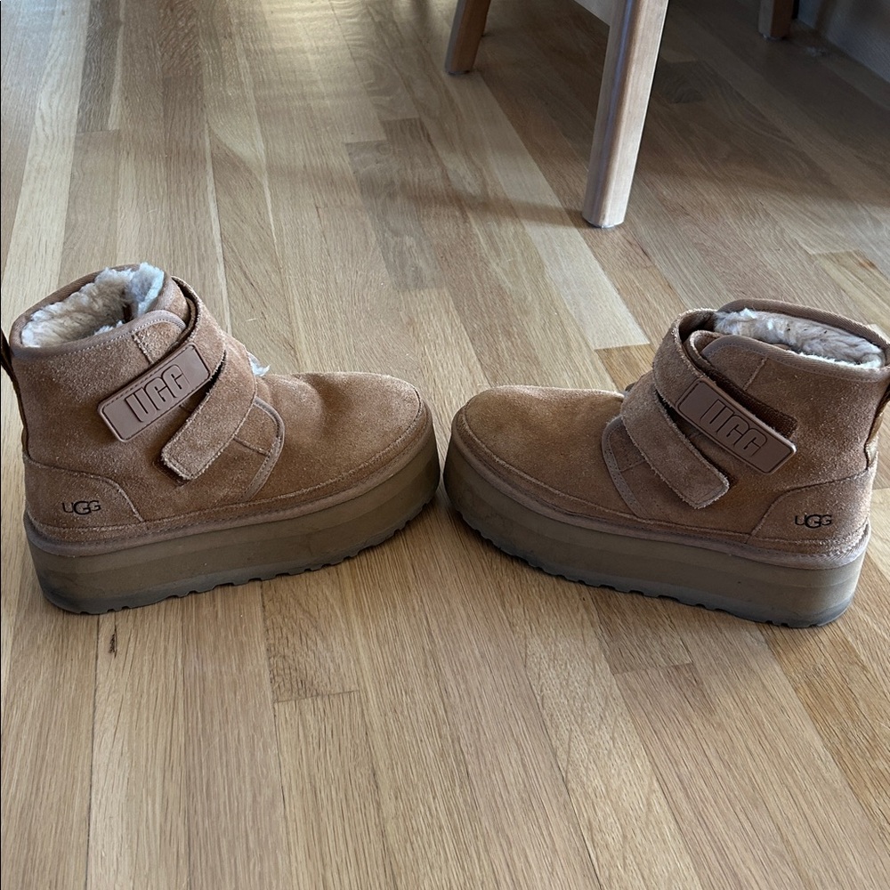 UGG Tan Neumel Platform Velcro Boots - Picture 12 of 14